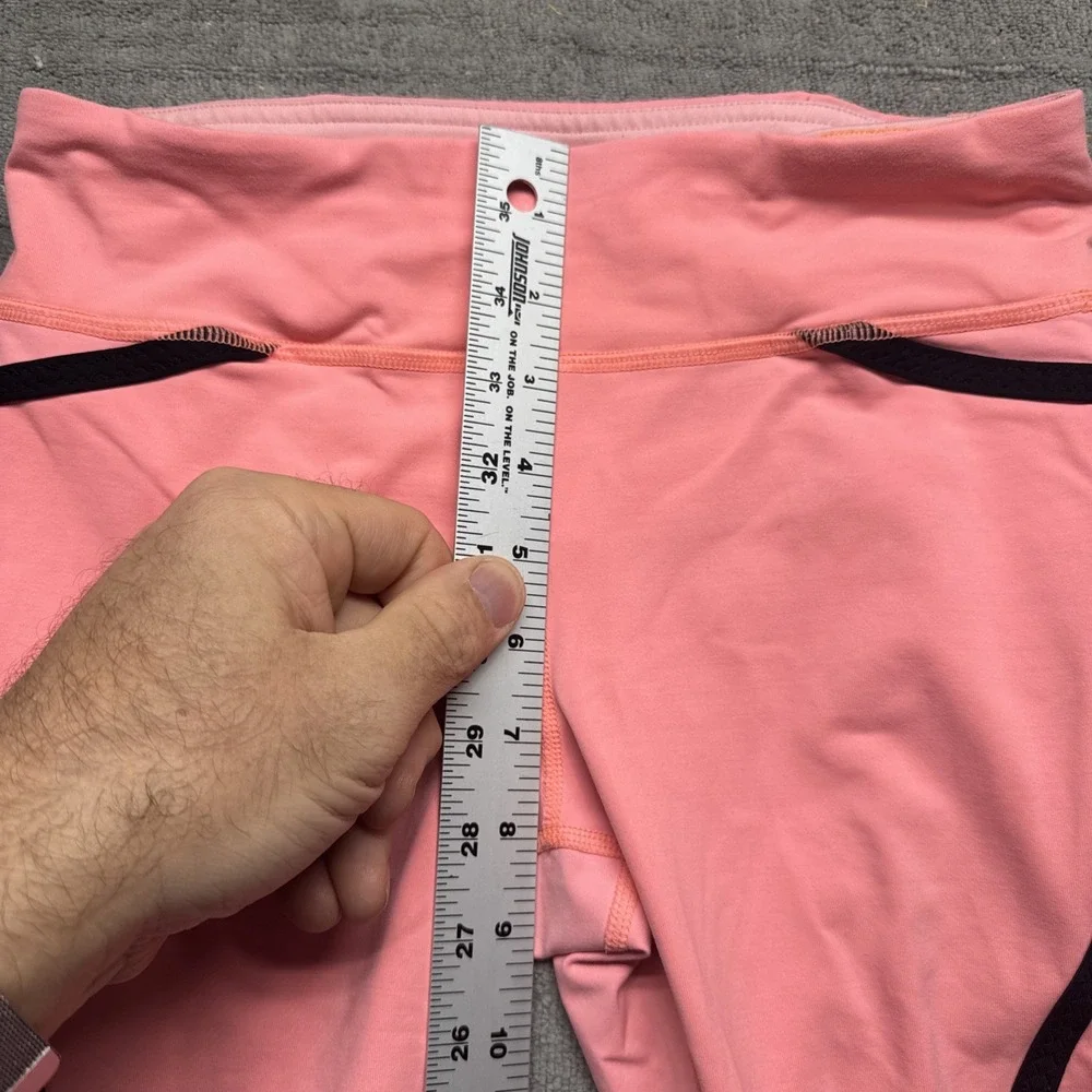 Lululemon Pink Crop Leggings‎ Women's 4 Contrast Trim Yoga Gym Athleisure